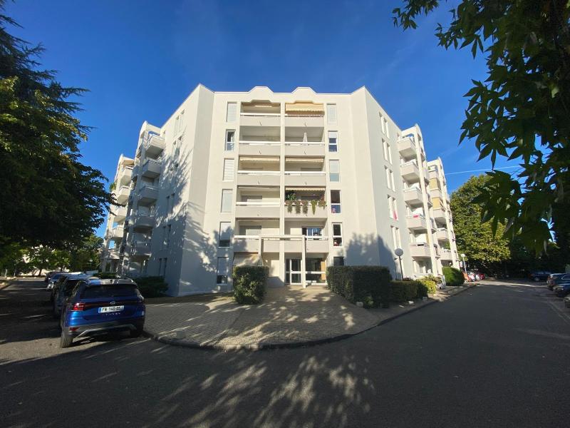 appartement 5 pièces - BORDEAUX